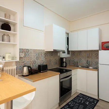 Liv - Vintage Acropolis Apartment-3